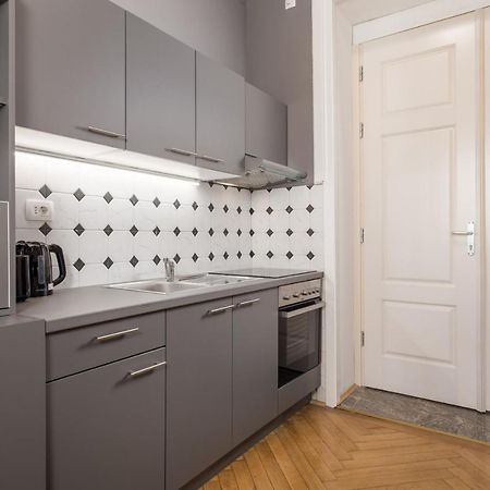 Art Teatro - Gustav Klimt Apartment Rijeka Ngoại thất bức ảnh
